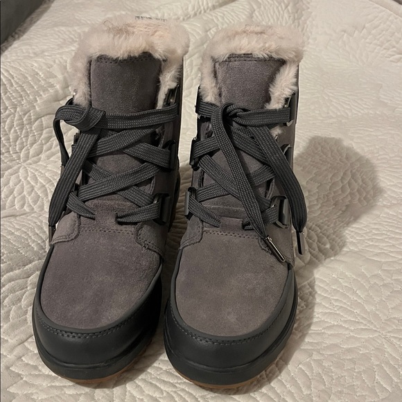 SOREL Tivoli IV Waterproof Winter Boot Womens Size 7.5 EUC - Picture 3 of 11